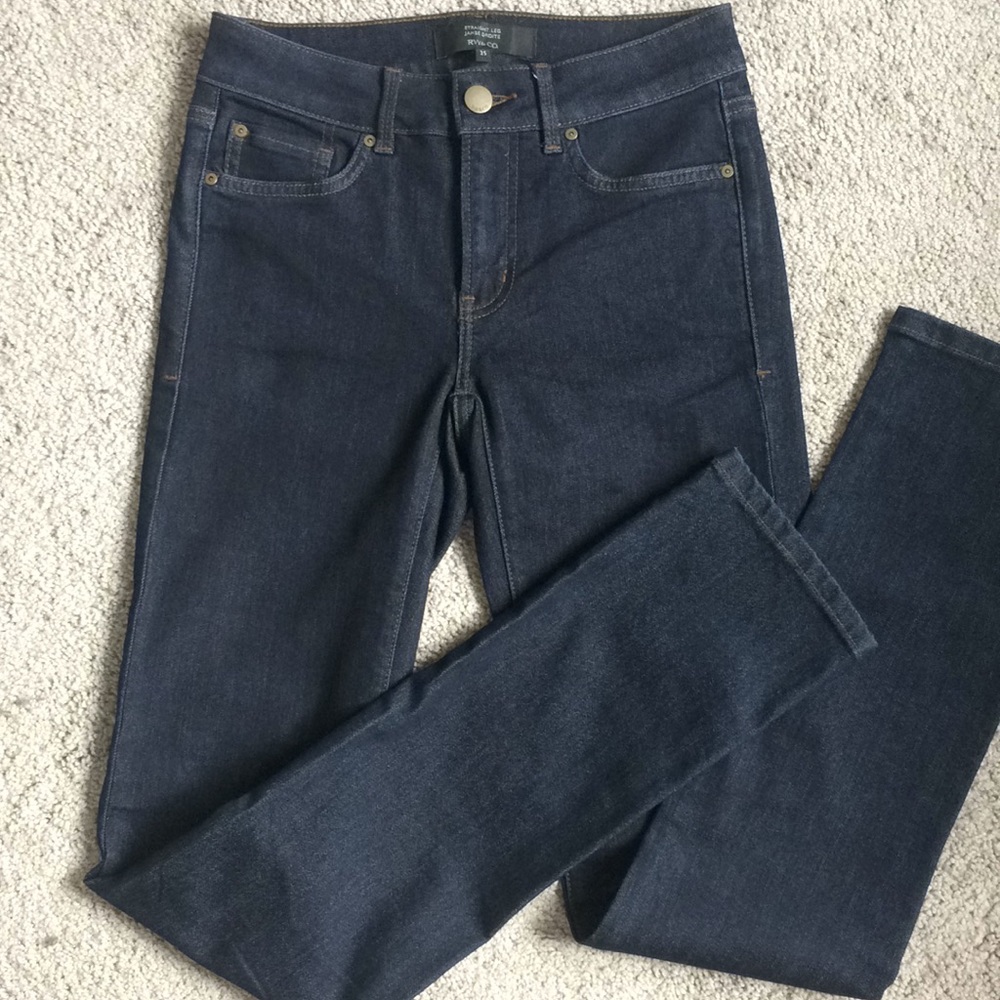 RW&CO dark wash straight leg jeans